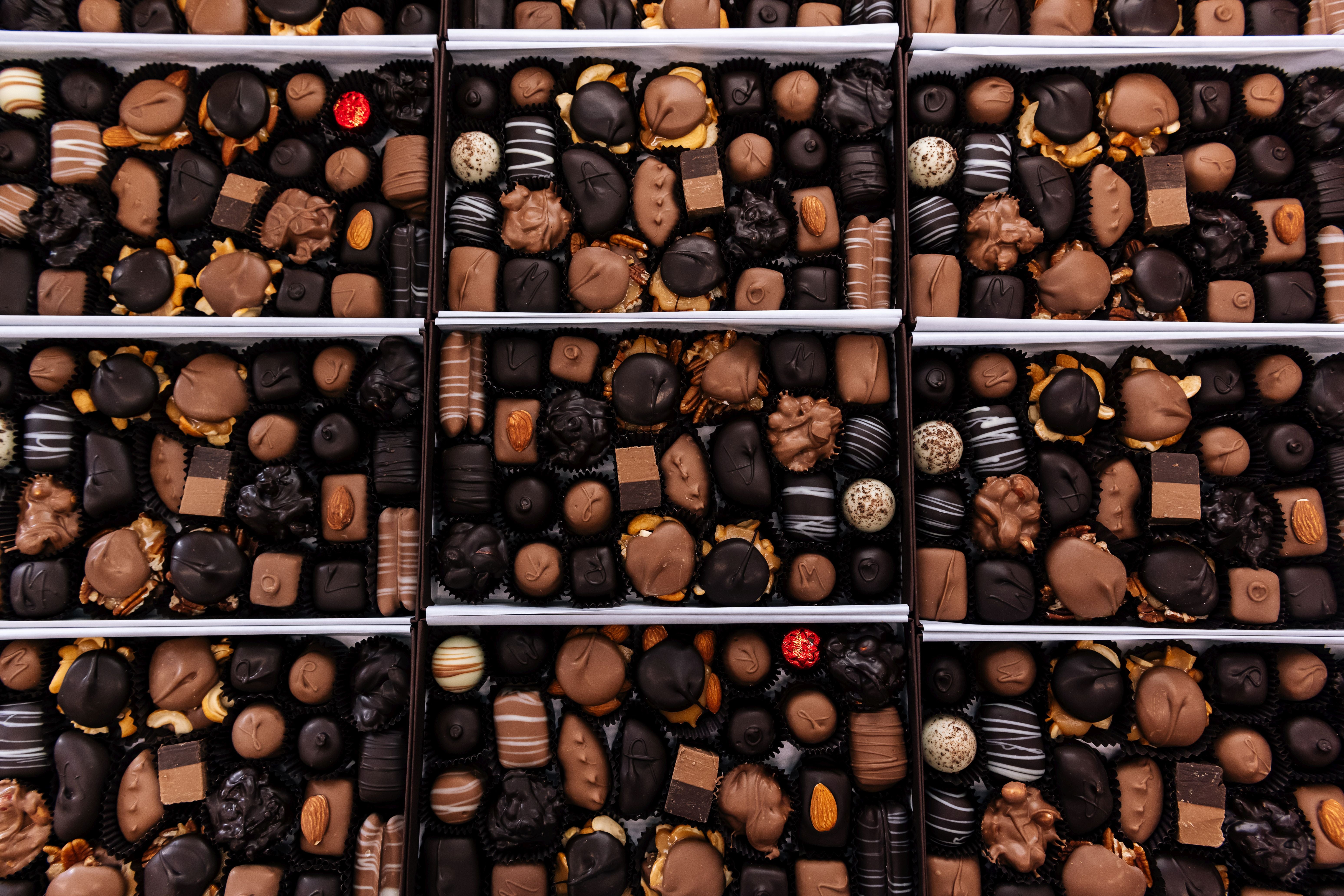 1 Lb Chocolate Assortment Boxes – Phillips Chocolates
