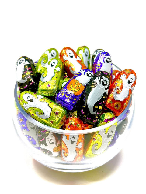 Delicious bite-sized Mini Chocolate Ghosts ideal for sharing or enjoying on Halloween.